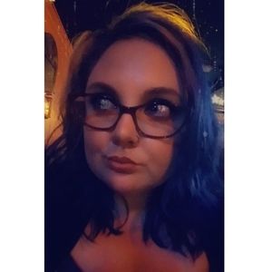 Meet your Posher, Evangeline